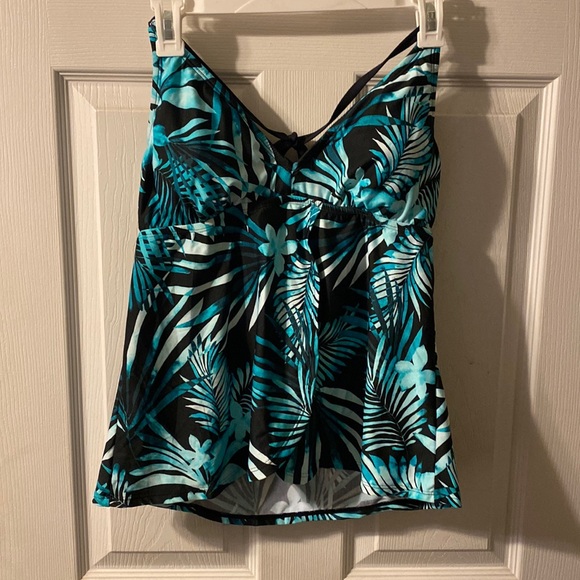 Halter Tankini - Picture 1 of 2